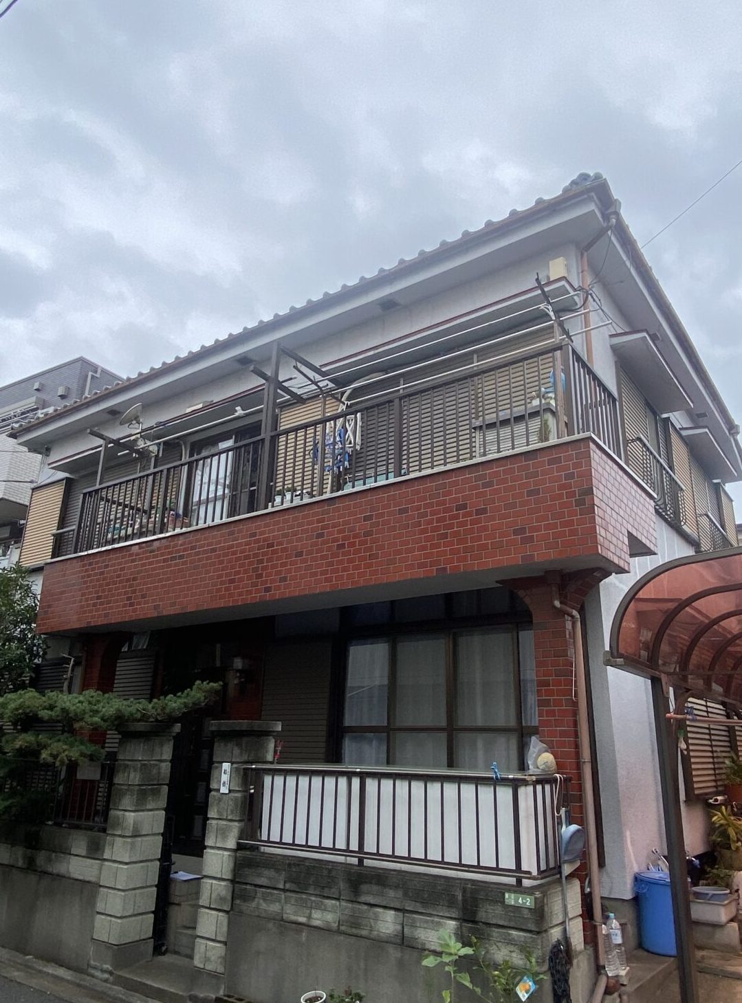 東京都足立区（外壁塗装/防水工事/ライトグレー）Before画像