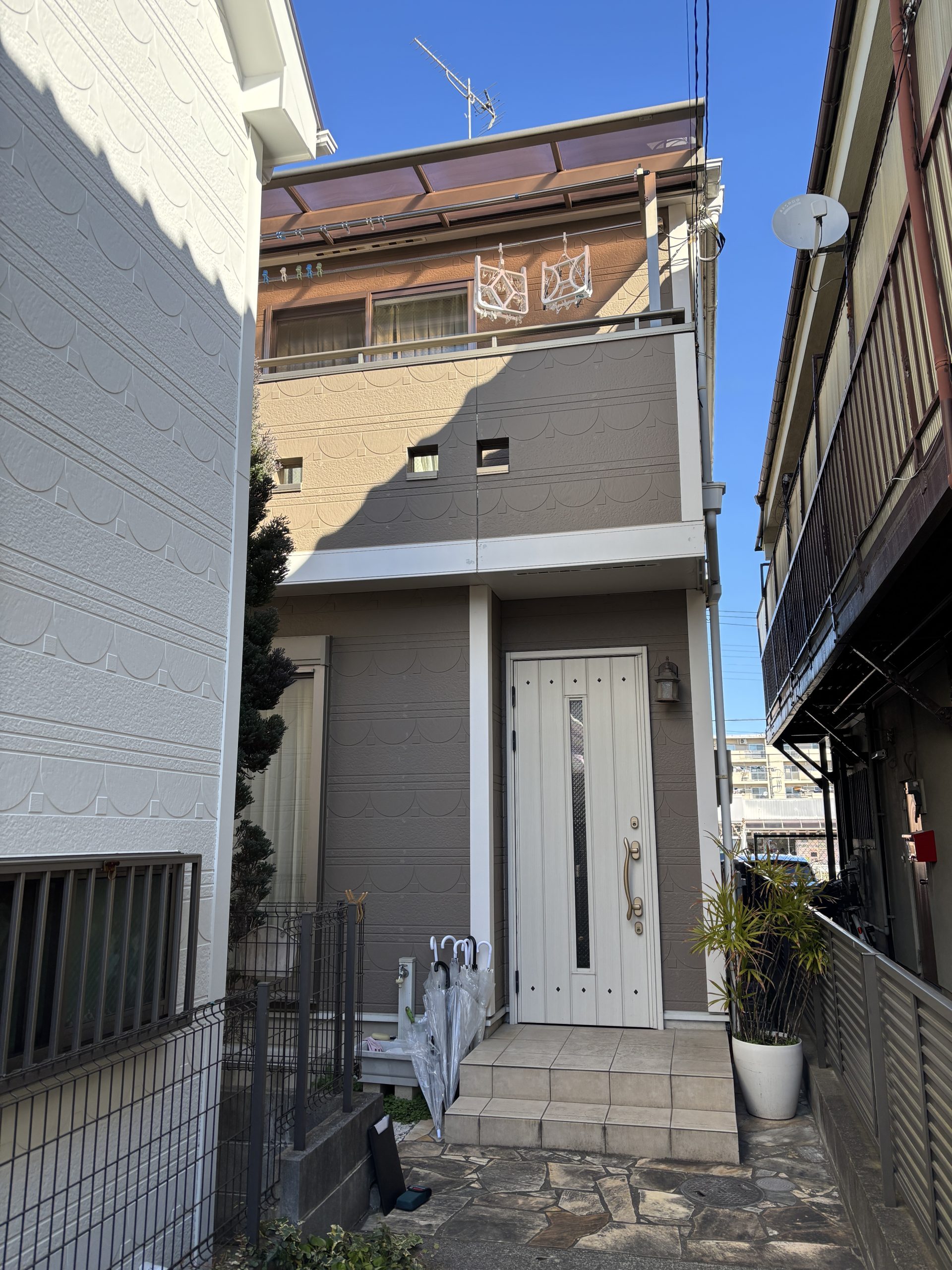 東京都足立区(外壁塗装/屋根塗装/ブラウン/グレー)Before画像
