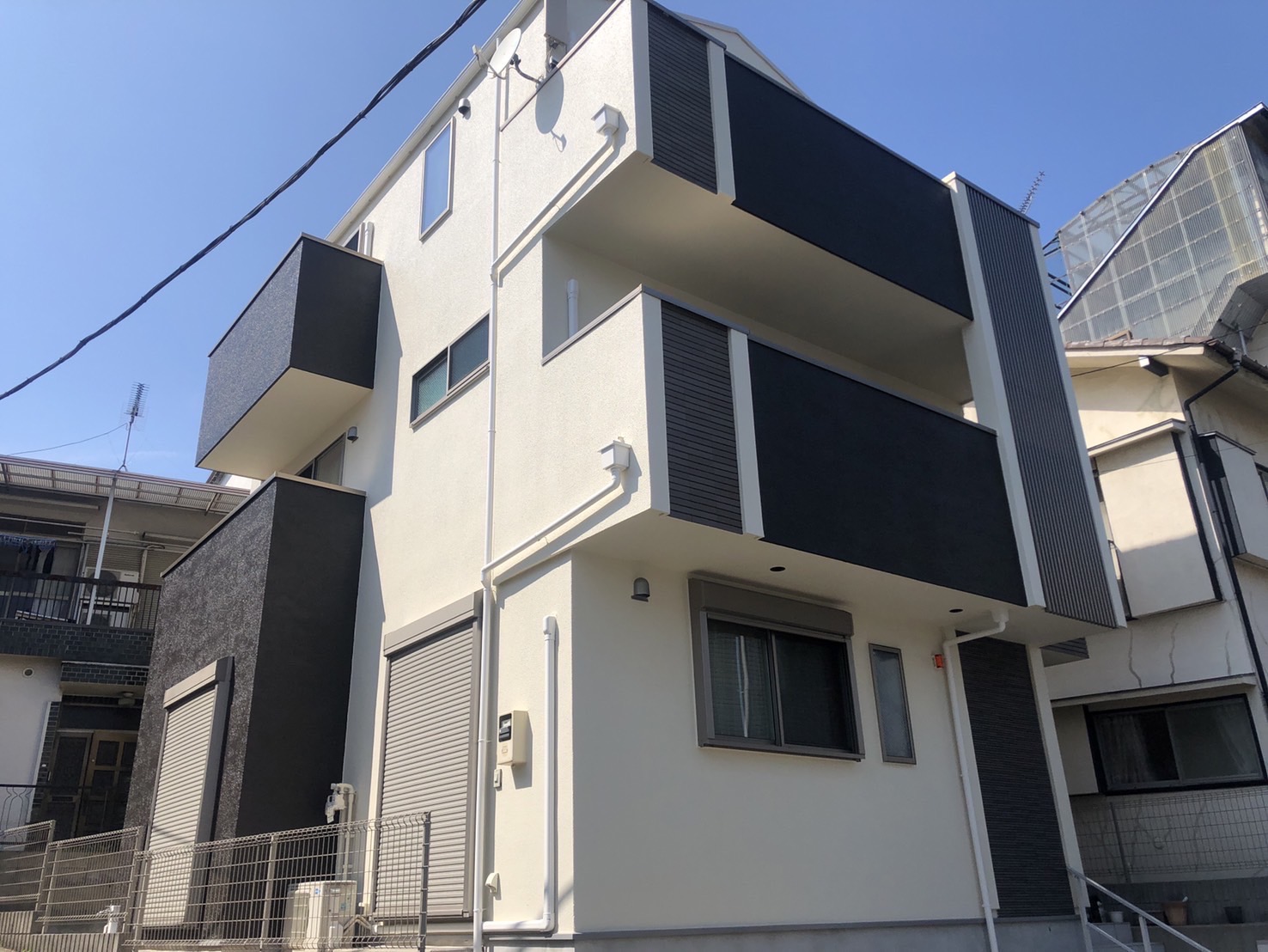 東京都北区(外壁塗装/屋根塗装/アイボリー)After画像