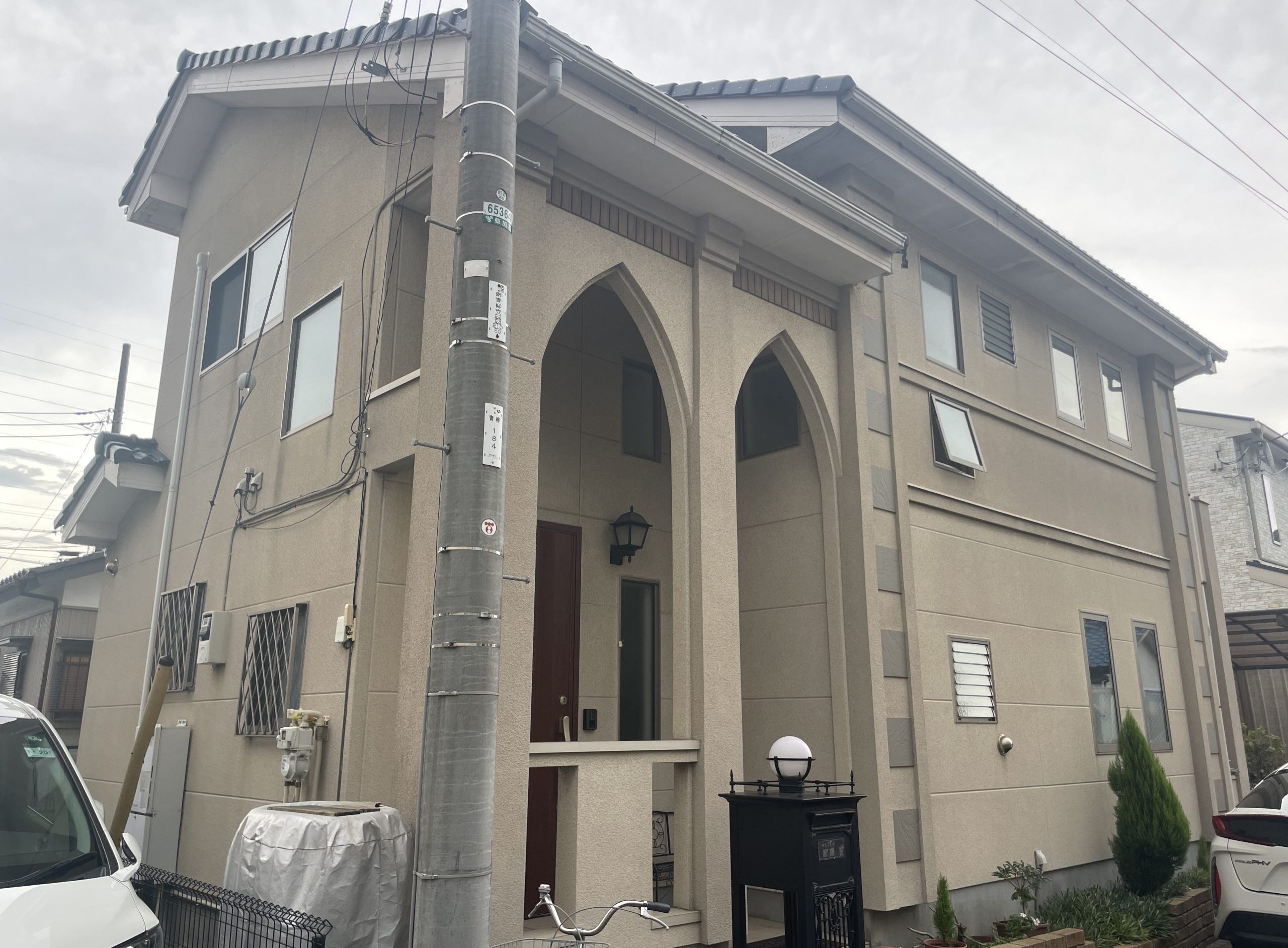 埼玉県草加市(外壁塗装/ホワイト/ネイビー)Before画像