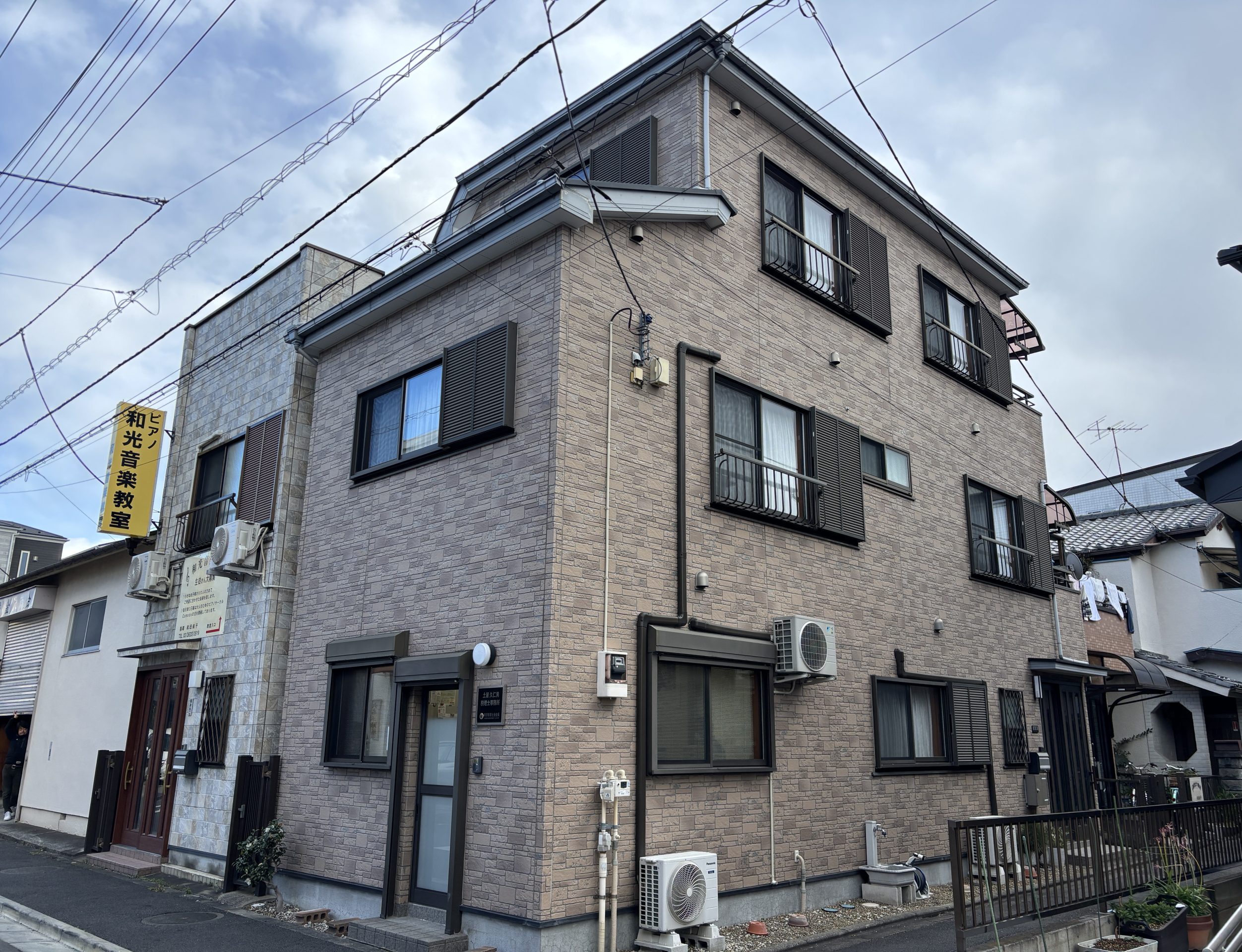 東京都足立区(外壁塗装/屋根塗装/ベージュ)Before画像