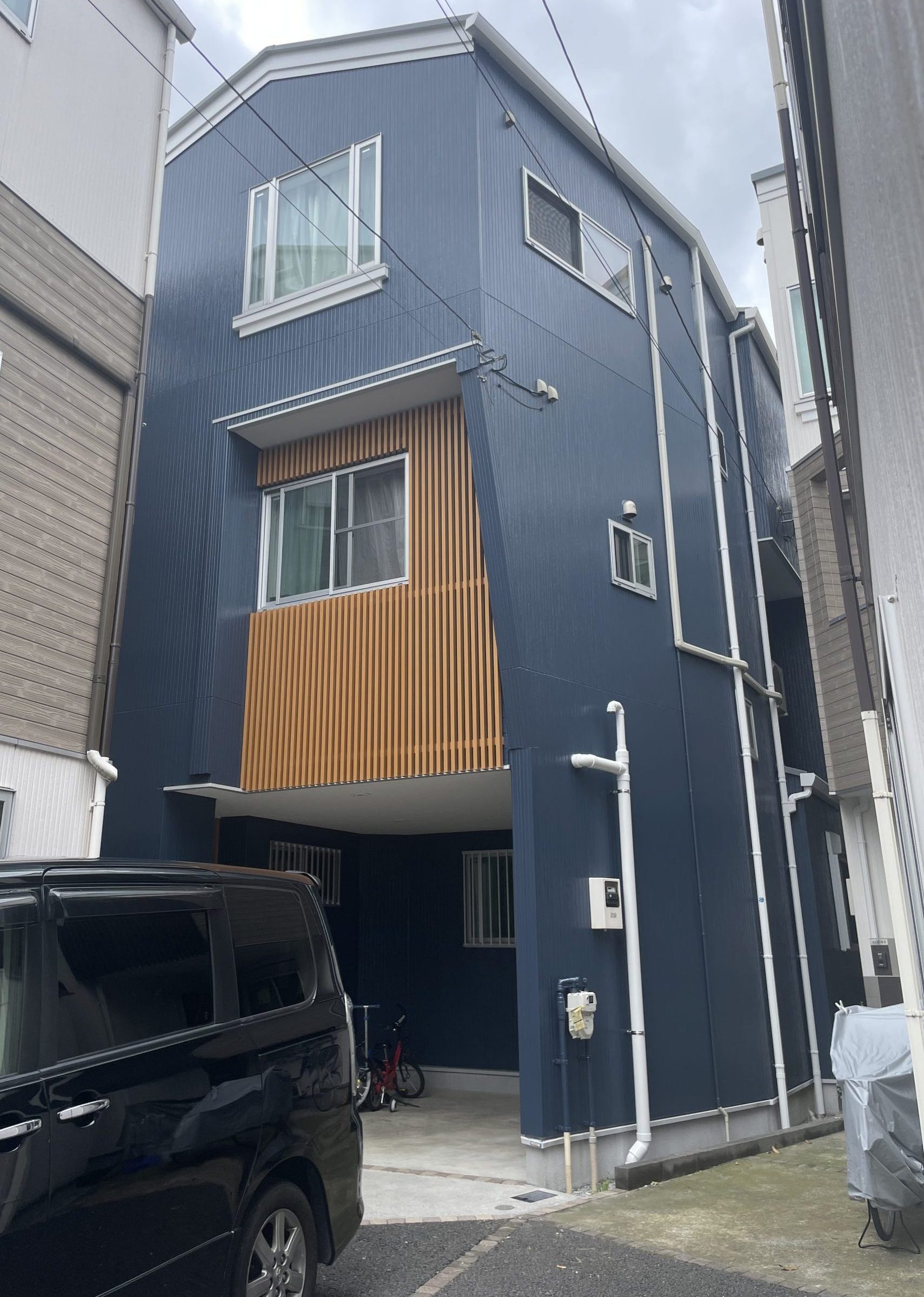 東京都荒川区（外壁塗装/屋根塗装/ネイビー）After画像