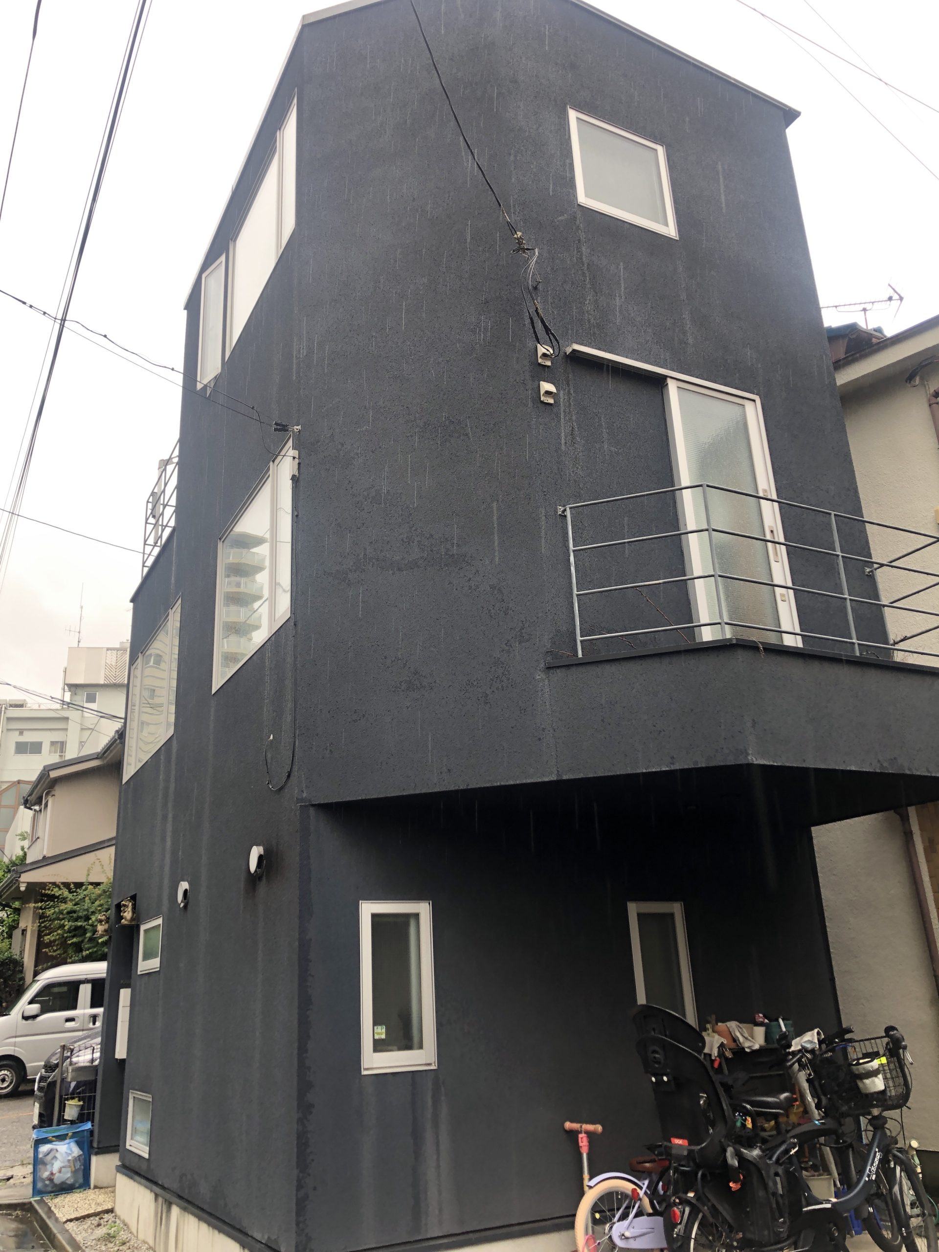 東京都渋谷区（外壁塗装/ネイビー）Before画像
