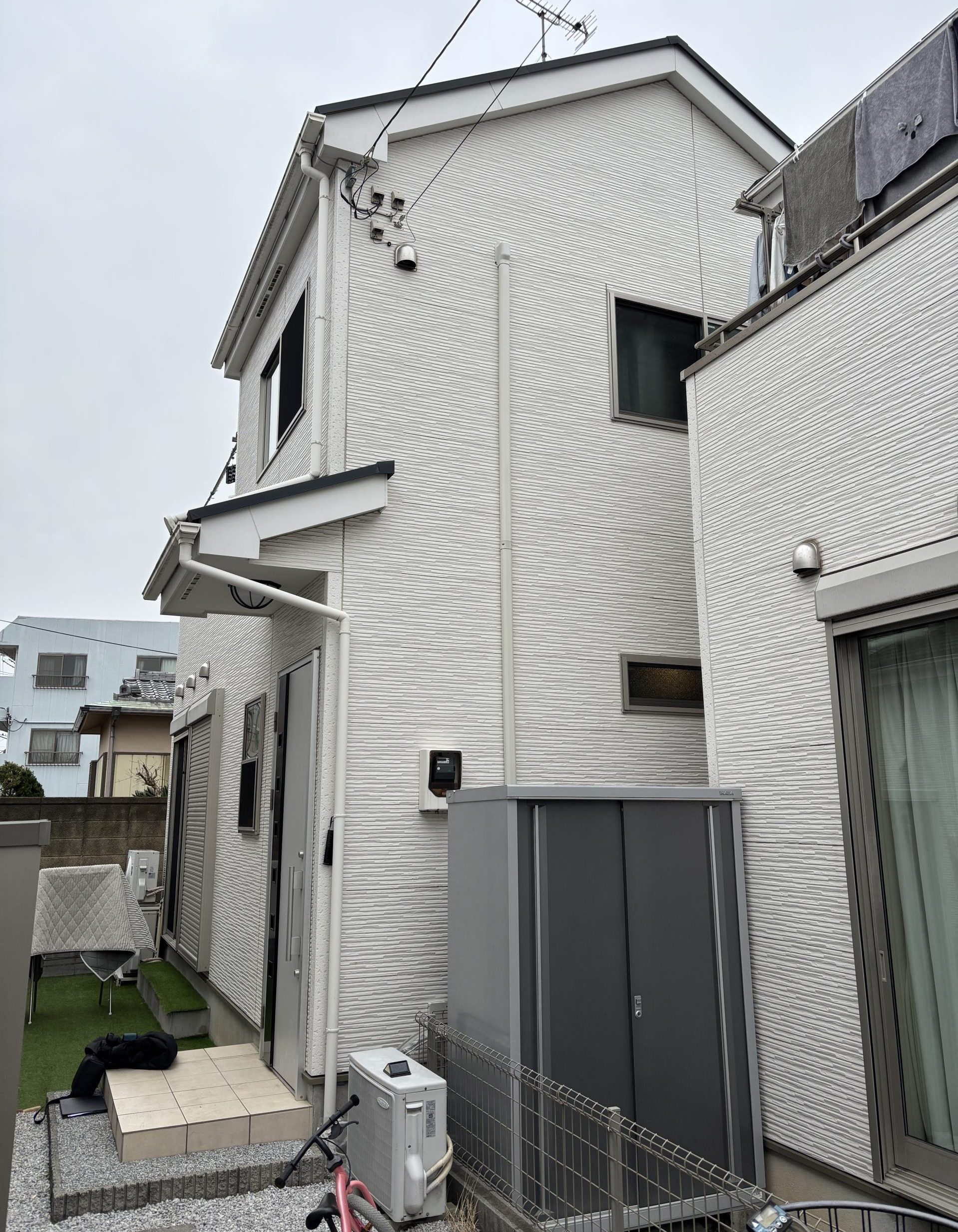 東京都足立区(外壁塗装/屋根塗装/ホワイト)Before画像