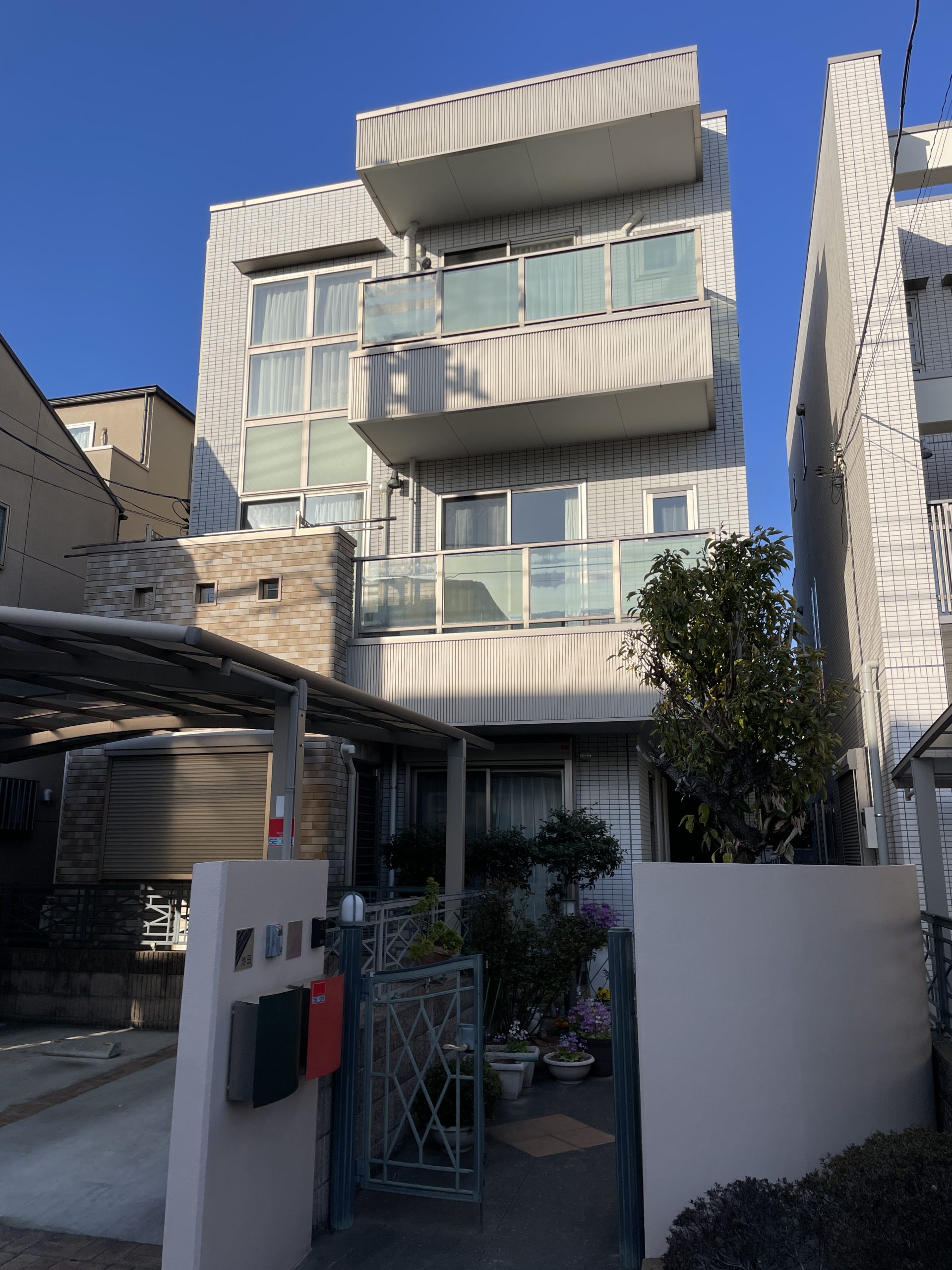 埼玉県川口市(シーリング/陸屋根防水/外壁撥水塗装)Before画像