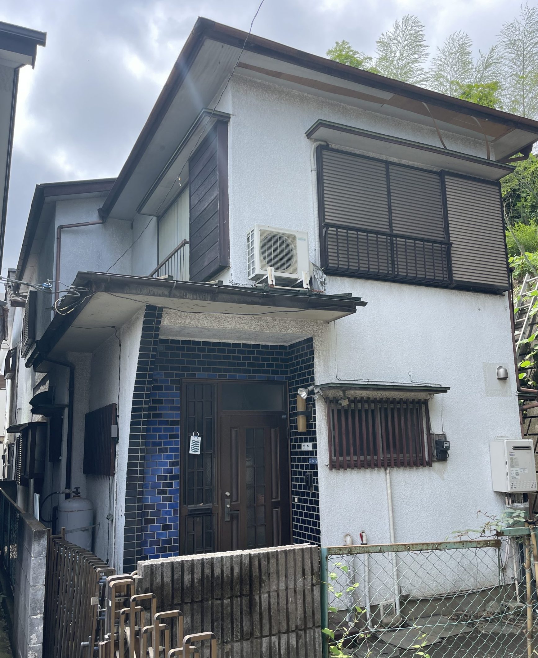 埼玉県朝霞市(外壁塗装/屋根塗装/ブラック)Before画像