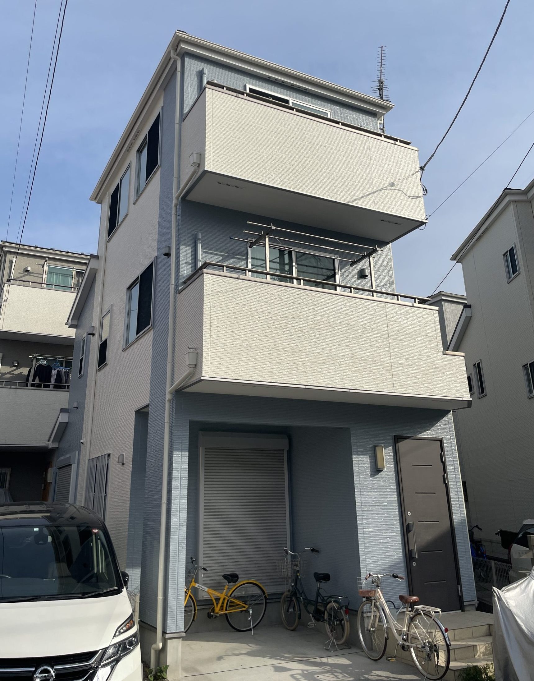 東京都足立区(外壁塗装/屋根塗装/ライトブルー/アイボリー/ツートーン)After画像