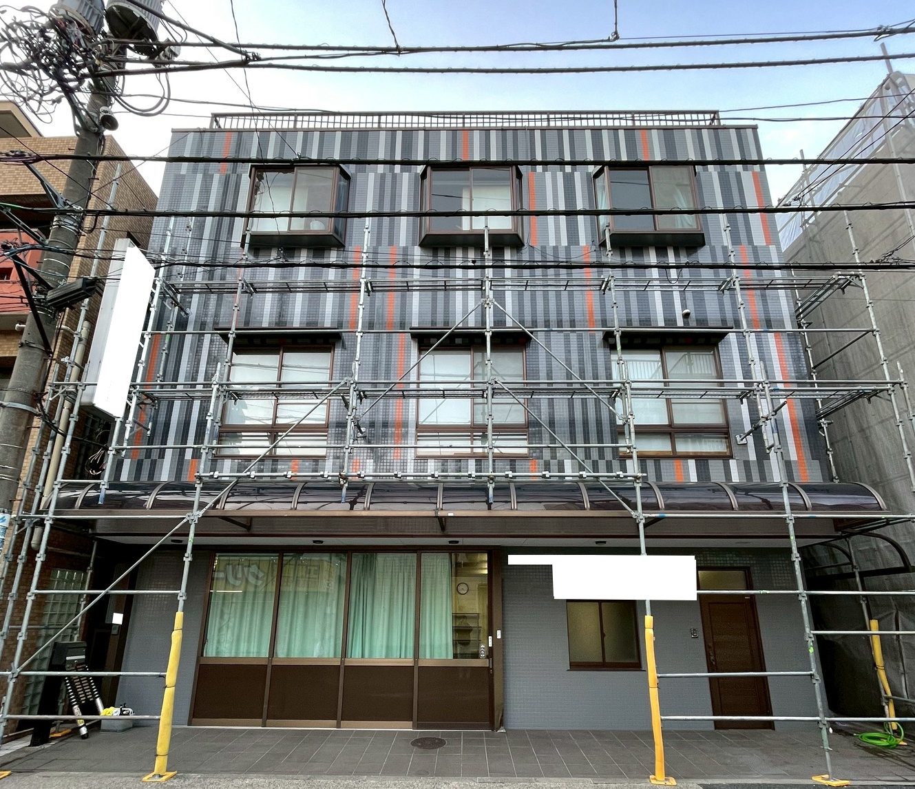 東京都北区（外壁塗装/屋根塗装/デザイン塗装）After画像