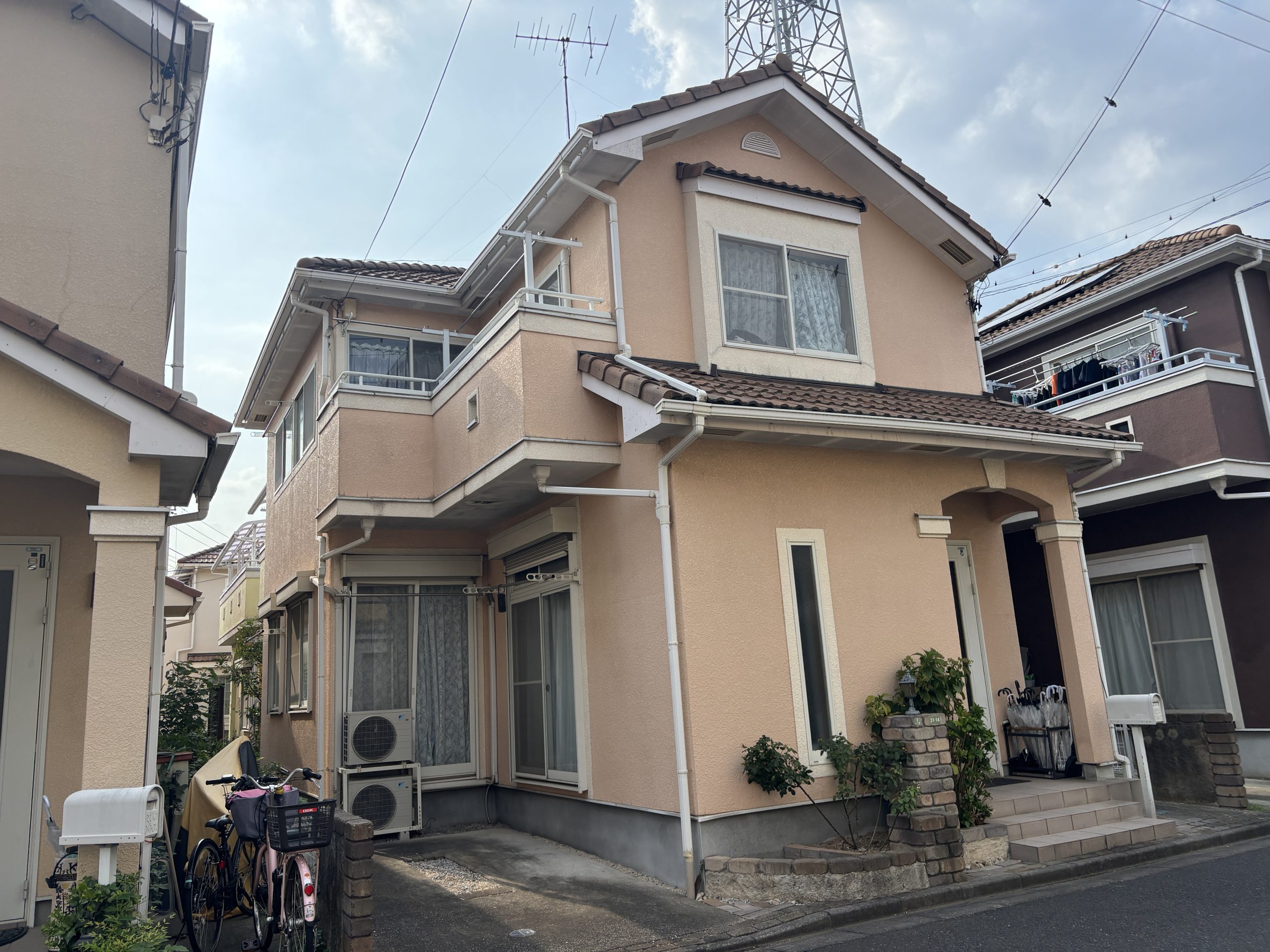 東京都足立区（外壁塗装/バルコニー床下地張り替え/ベージュ）Before画像