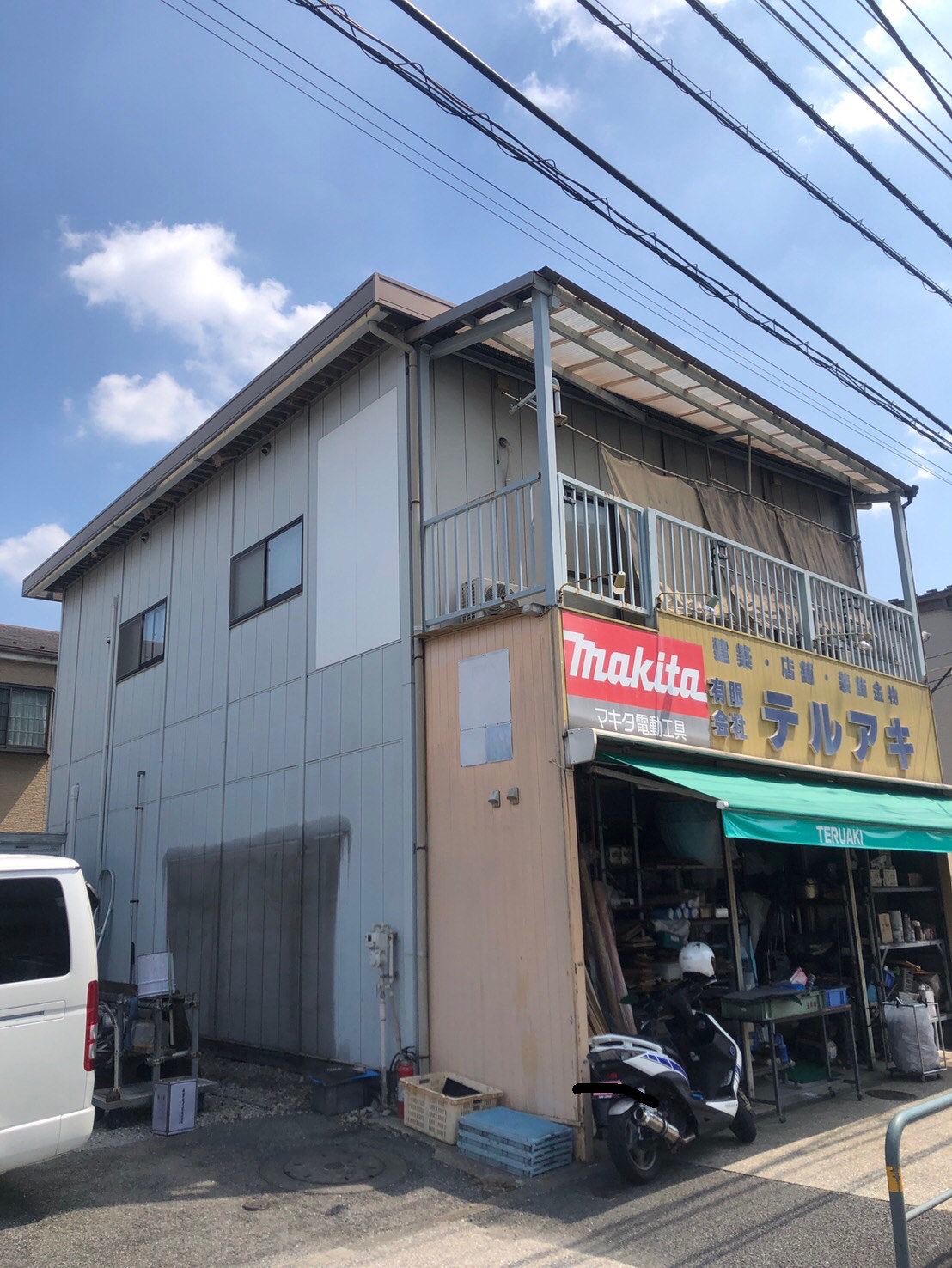 東京都足立区（外壁屋根塗装//ネイビー）Before画像
