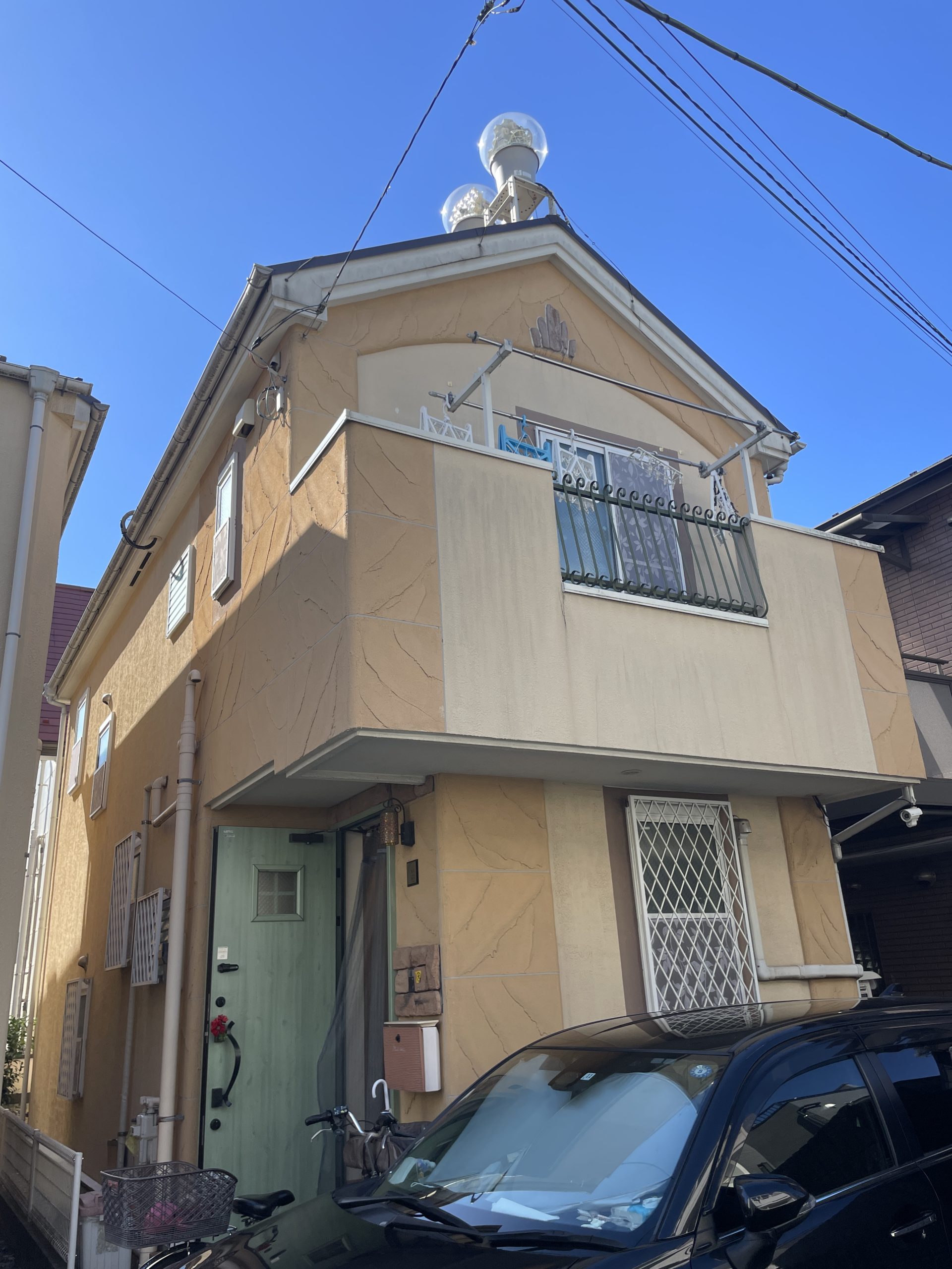 東京都中野区（外壁塗装/屋根塗装/イエロー/オレンジ/ツートーン）Before画像