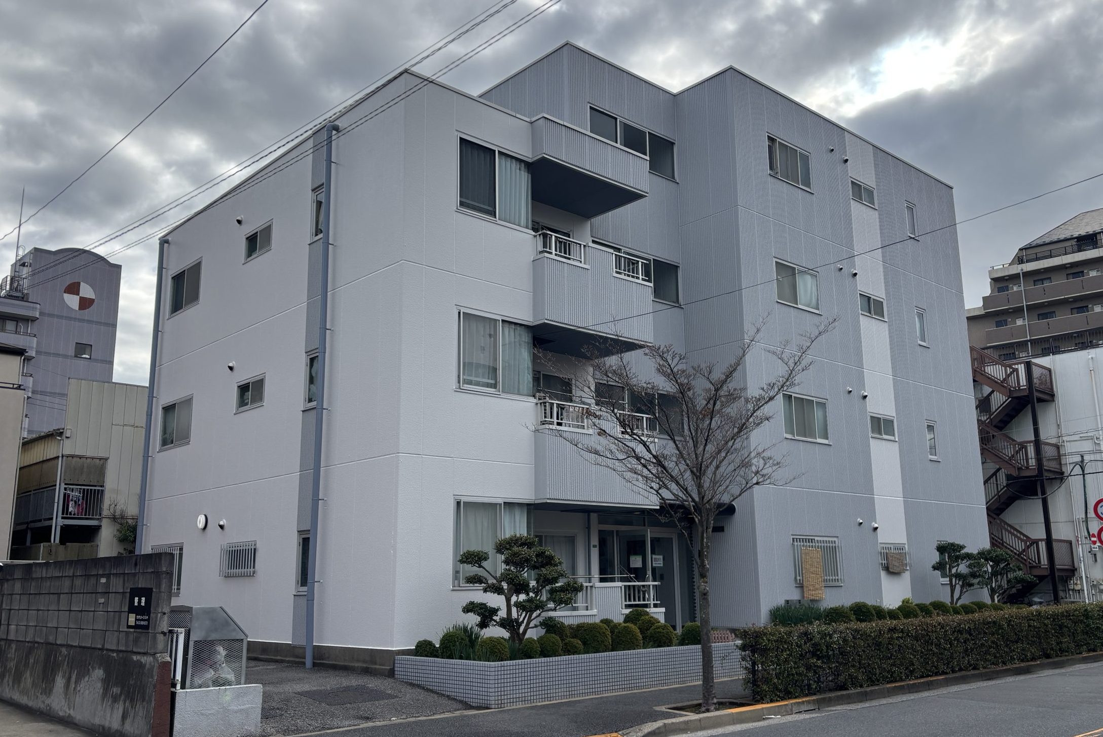 東京都江戸川区（大規模修繕工事/外壁塗装/ブルーグレー/ホワイト）After画像