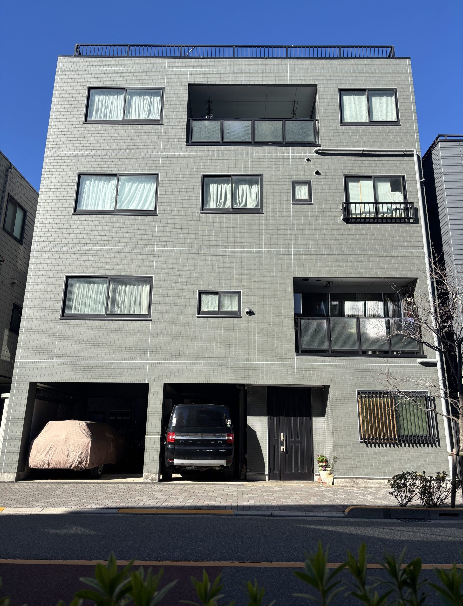 東京都荒川区（大規模修繕工事/屋上防水/タイル張り替え/グレー）After画像