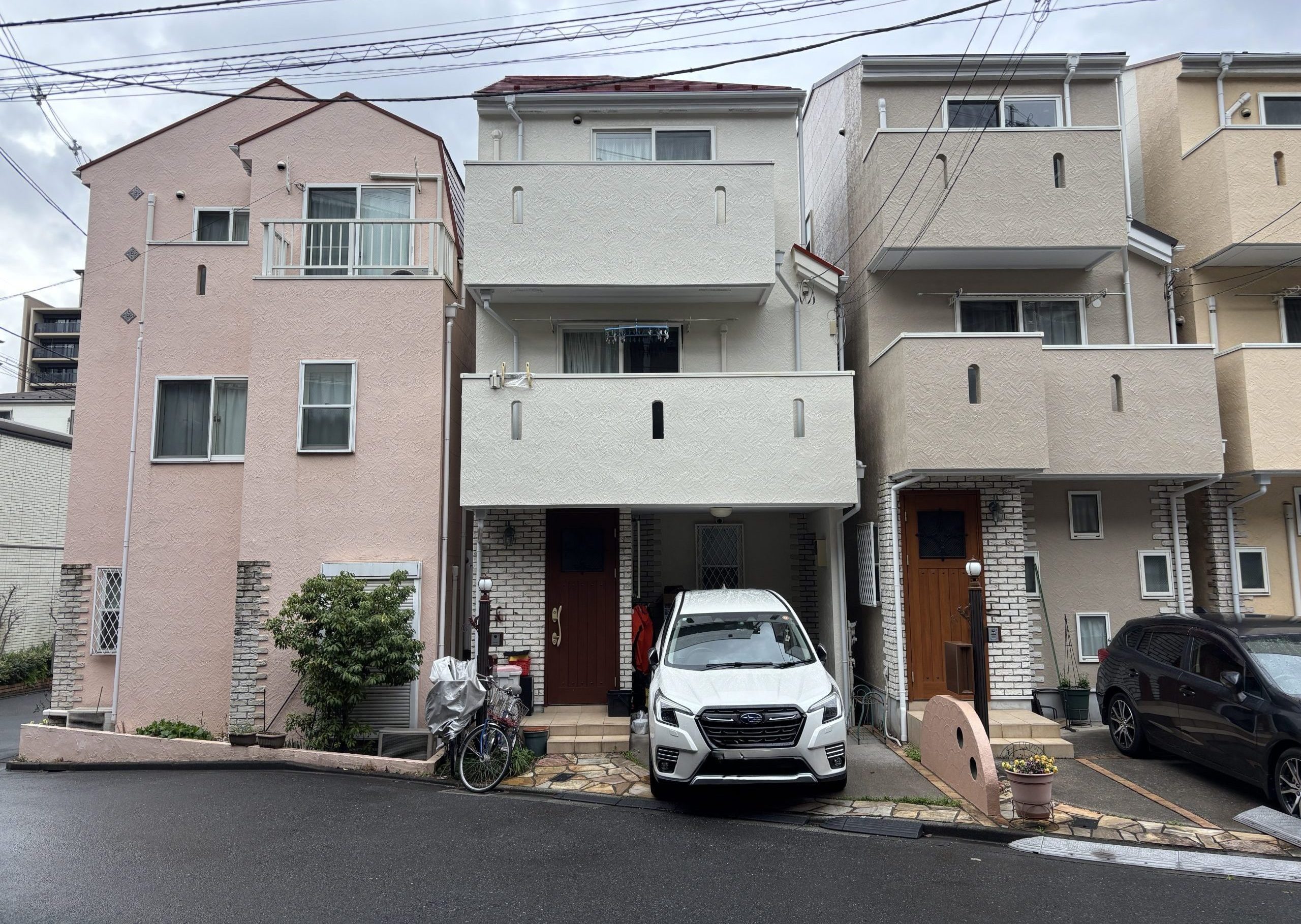 東京都北区（外壁塗装/屋根塗装/アイボリー/レッド）After画像