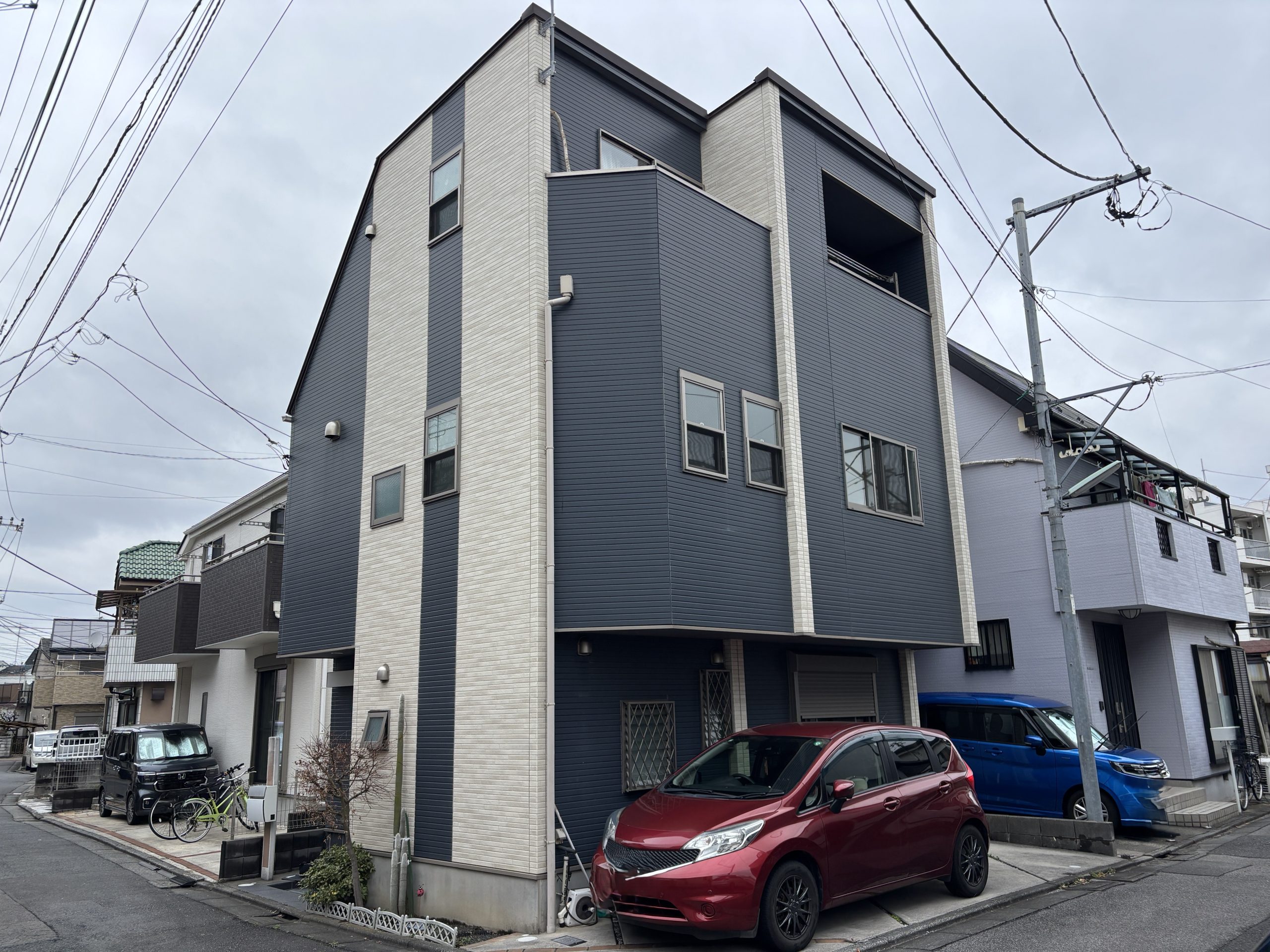 東京都足立区（外壁塗装/屋根塗装/ネイビー/アイボリー）Before画像